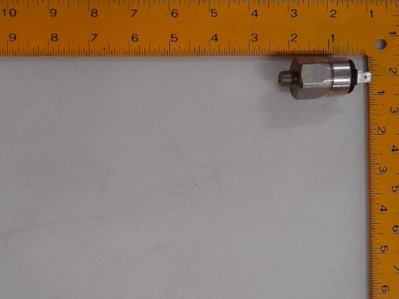 0775331 Oil Prss Switch for CLAAS