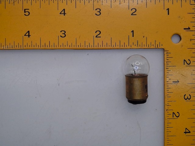 129929 Bulb for GEHL MANITOU