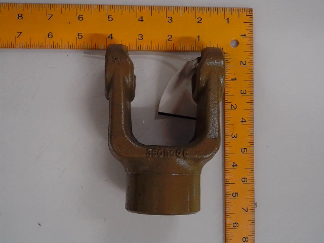 W802-6535 Yoke for AGCO