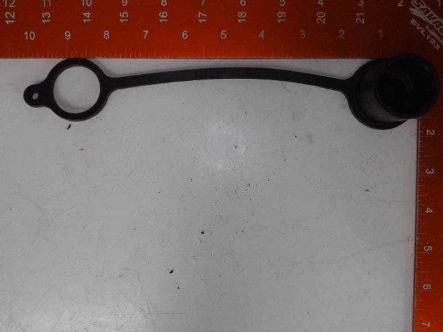 9618037 Cap