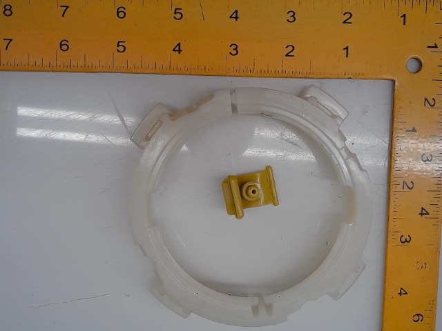 W961-4589 Guard Brg for AGCO
