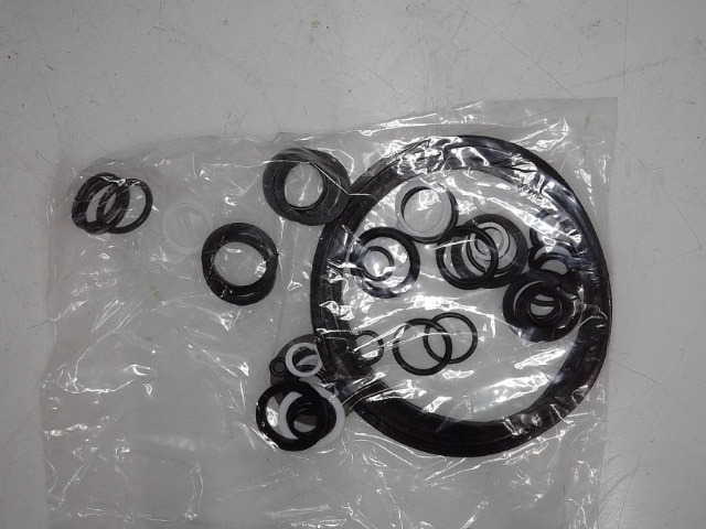 A-RE10924 Valve Kit for JOHN DEERE