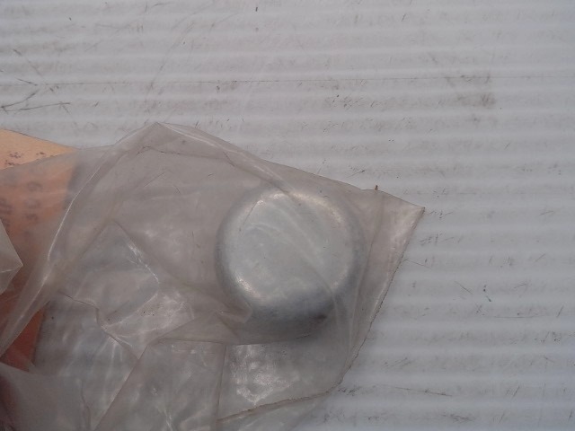 6510546 BOBCAT Plug