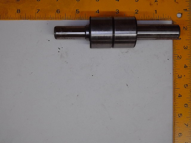 10A5916 Shaft & Brg for AGCO