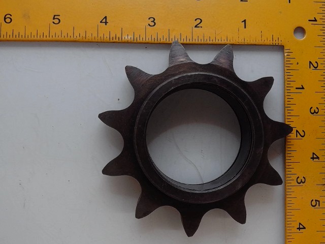 370-10269 11t Sprocket for GEHL MANITOU