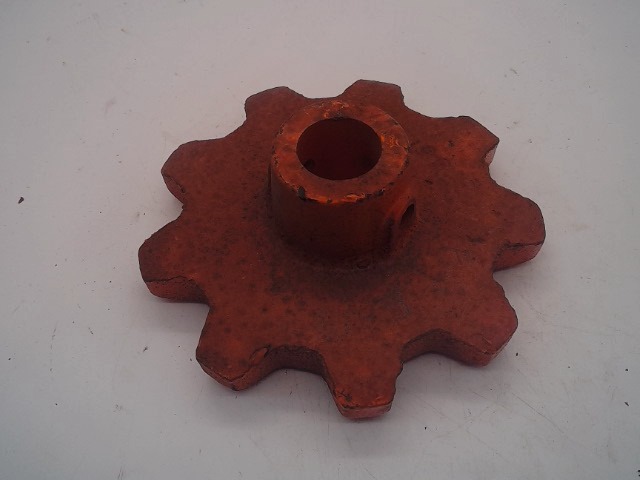 70567989 AGCO 9t Sprocket
