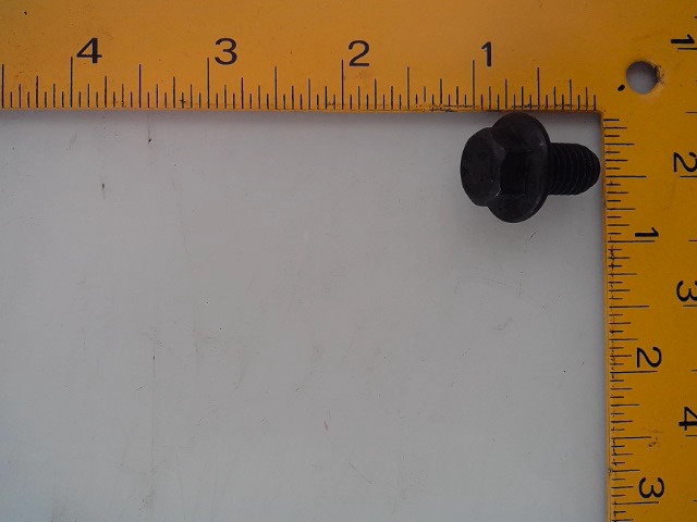 3093957 CUMMINS Screw