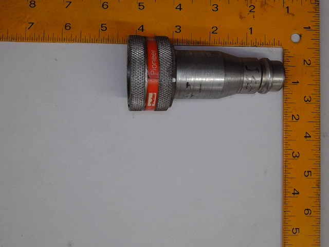 X4075-4L Adapter/coupler for JOHN DEERE