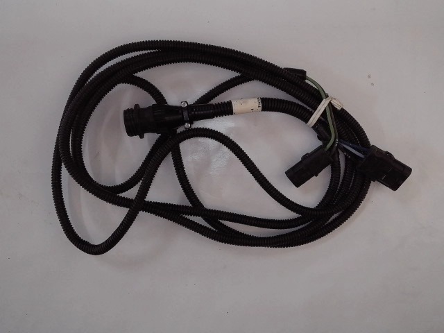 118046 Harness