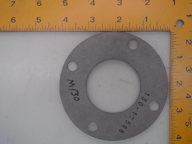 130-17588 Gskt for GEHL MANITOU