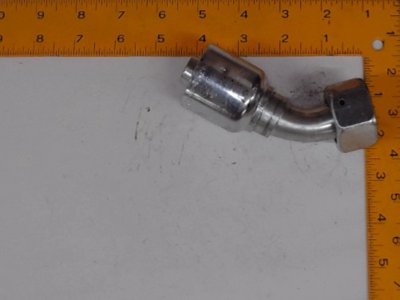 X1C443-22-12 Fitting for JOHN DEERE