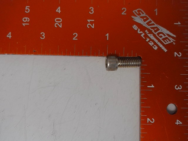 135397 Screw