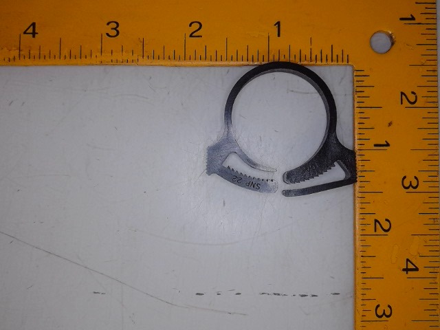 3965618 Clip
