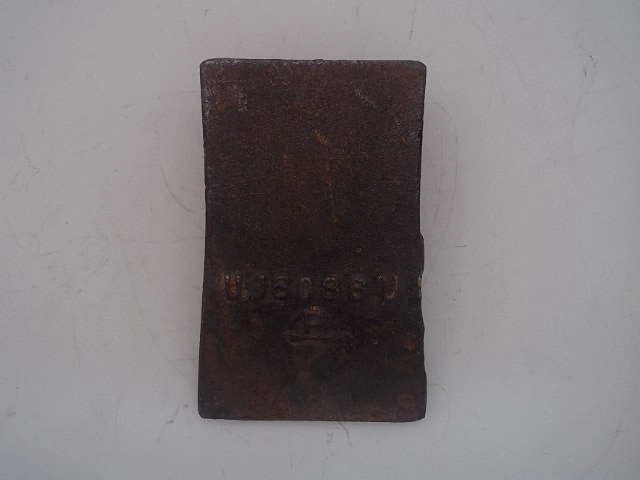 U16086 Tooth for JOHN DEERE