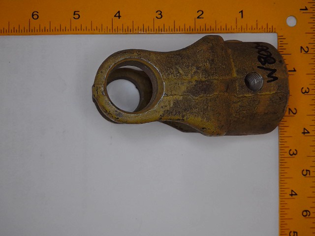 W800-6108 Yoke for AGCO