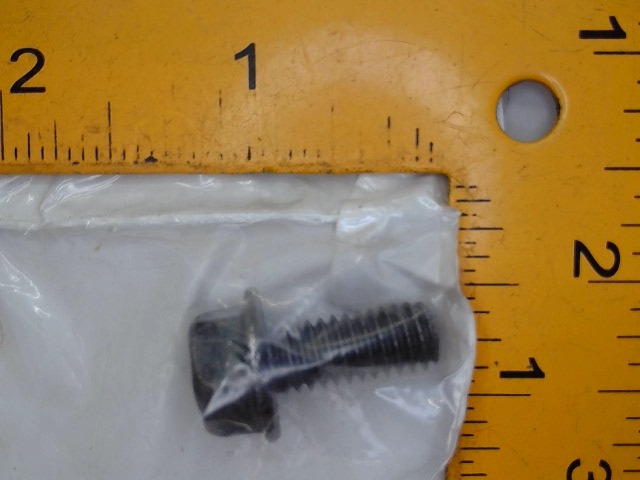 1930591 Screw