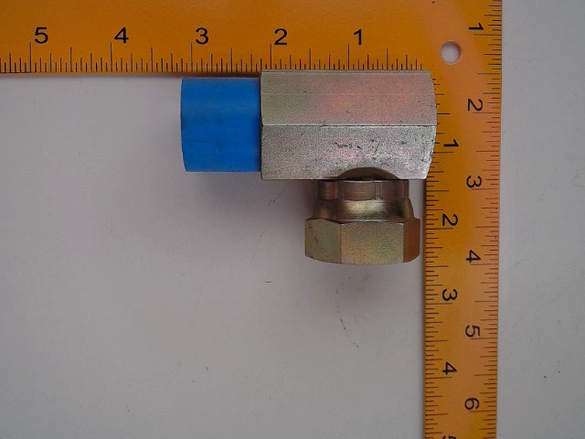 X2107-12-12 Fitting for JOHN DEERE