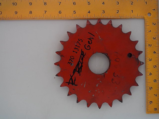 370-13175 Spkt 24t for GEHL MANITOU