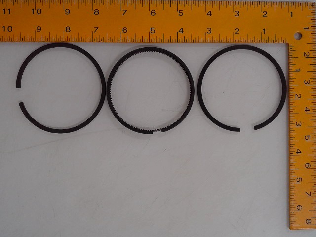 BS690014 Ring Kit for CUB CADET