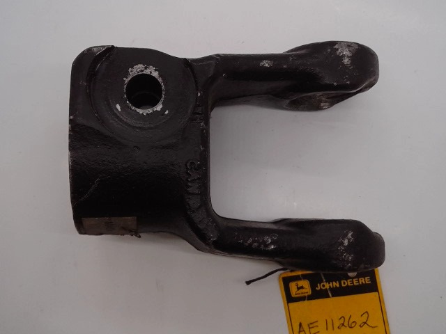AE11262 22spl Yoke for JOHN DEERE