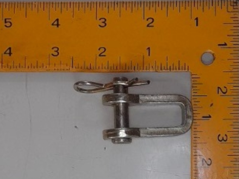 A-180333M1 Shackle for JOHN DEERE