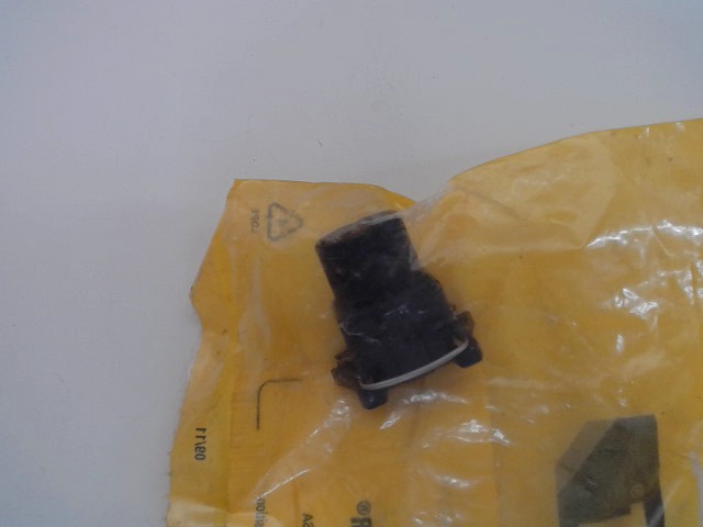 100-3320 Plug A Connectr for CATERPILLAR