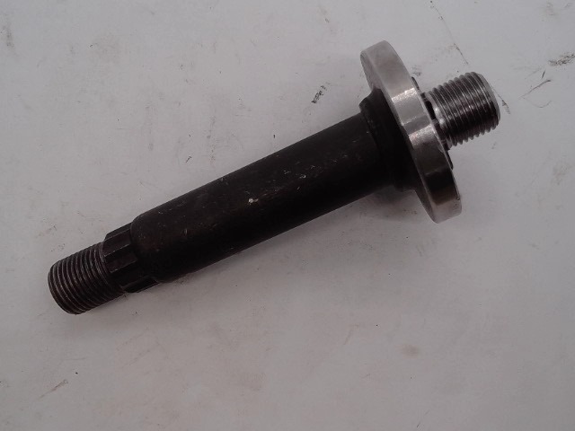 738-0976 Spdl Shft for CUB CADET