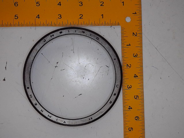 L35931 CASE NEW HOLLAND Cup