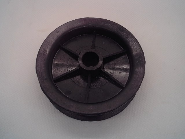 825923C1 Pulley for CUB CADET