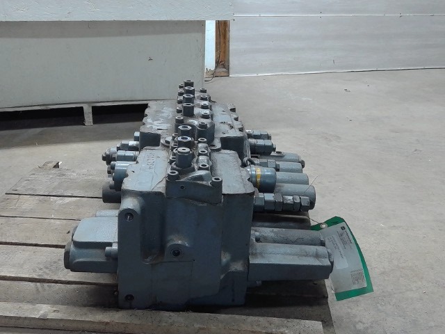4302754 Cntrl Valve for JOHN DEERE
