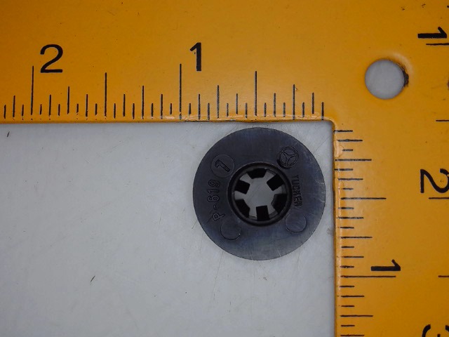 1534419C2 Plug for CUB CADET