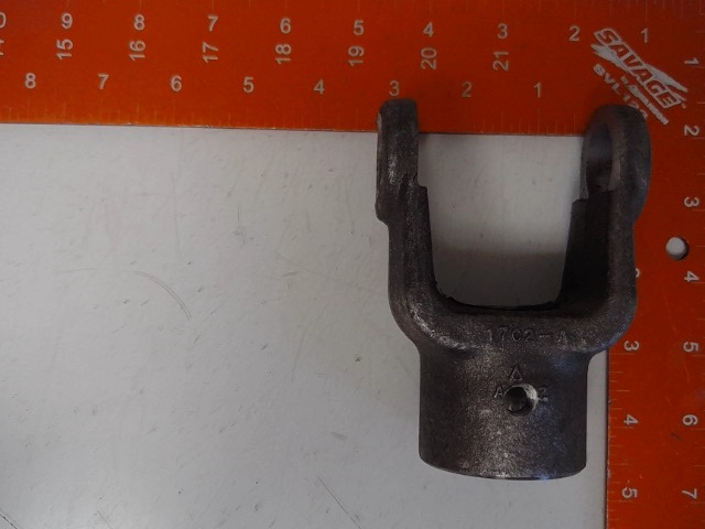 A-D188022 Yoke for JOHN DEERE