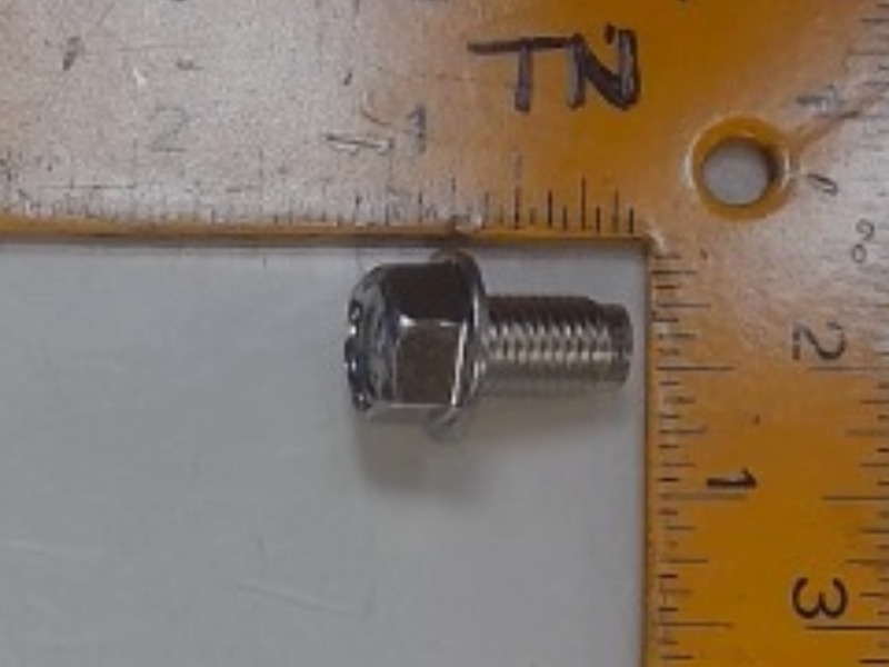 1C010-91100 Bolt