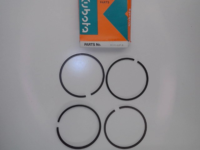 19129-21052 Piston