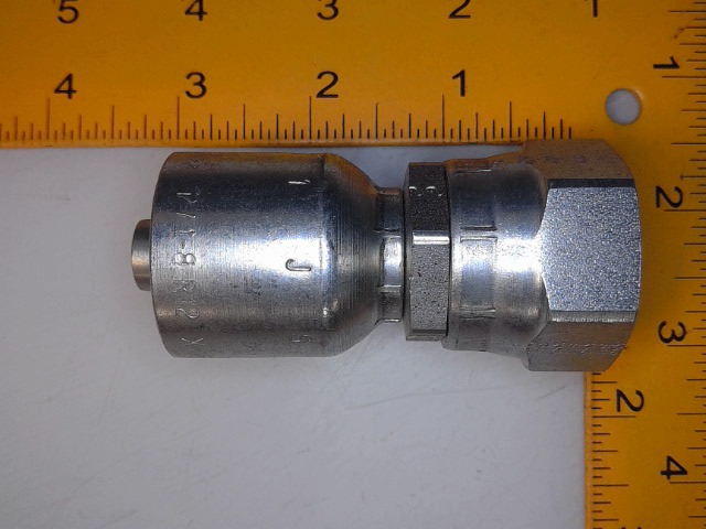 X1JS71-12-8 Hose Fitting for JOHN DEERE