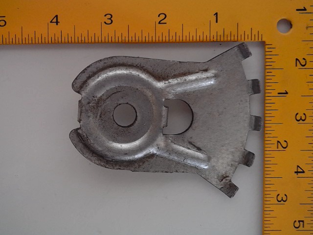 787-01290A Brkt for CUB CADET