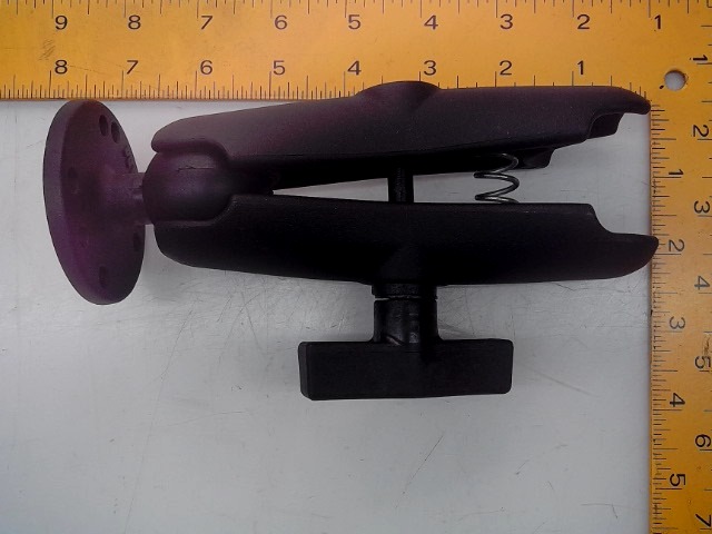 RE574454 Clamp for JOHN DEERE