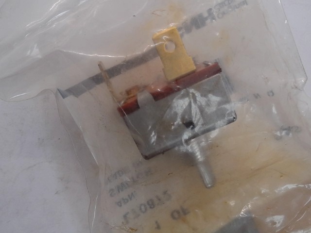 L70872 Switch for CASE NEW HOLLAND