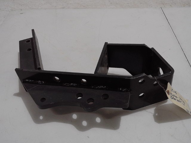 TD240-79922 Bracket Lh