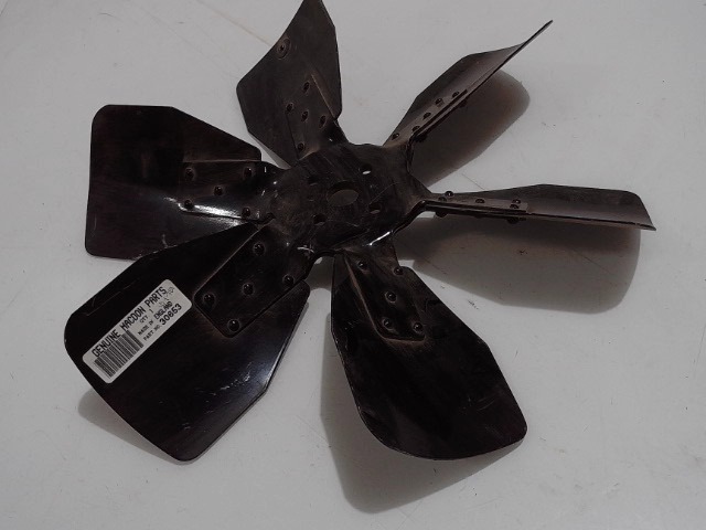 30653 MACDON Fan