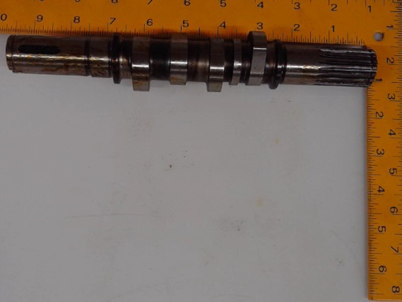 15401-16174 Camshaft