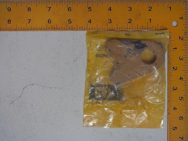 1736128 Lock-retai for CATERPILLAR