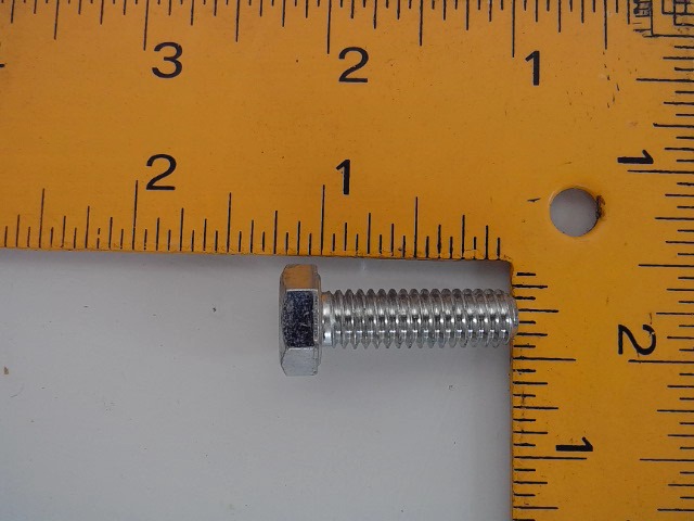 424-516 Bolt for CUB CADET