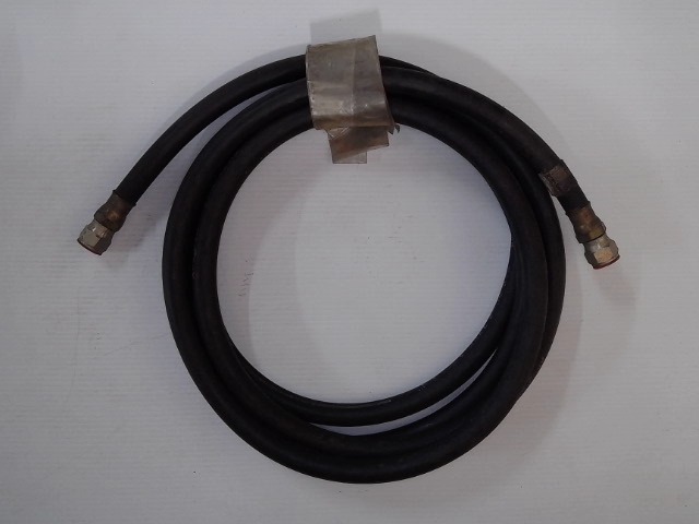 10A204 Hose