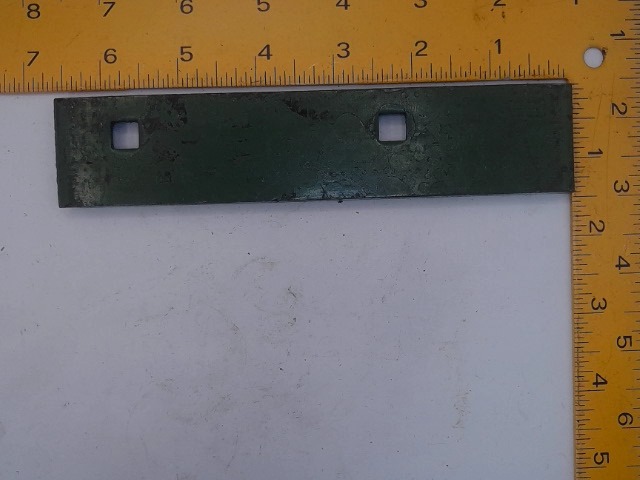 E10339 JOHN DEERE Plate