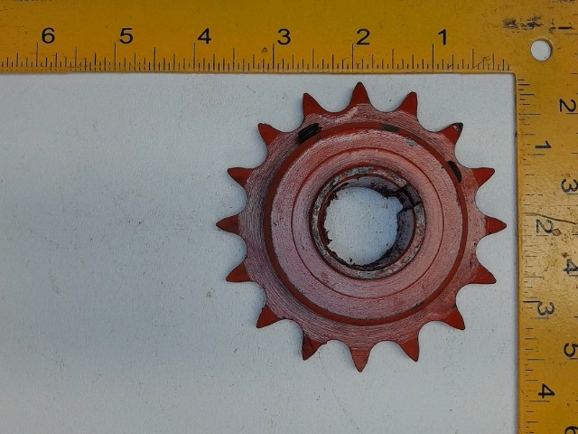 370-32140 Gear for GEHL MANITOU