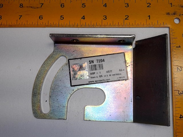 SN7204 AGCO Bracket Rh