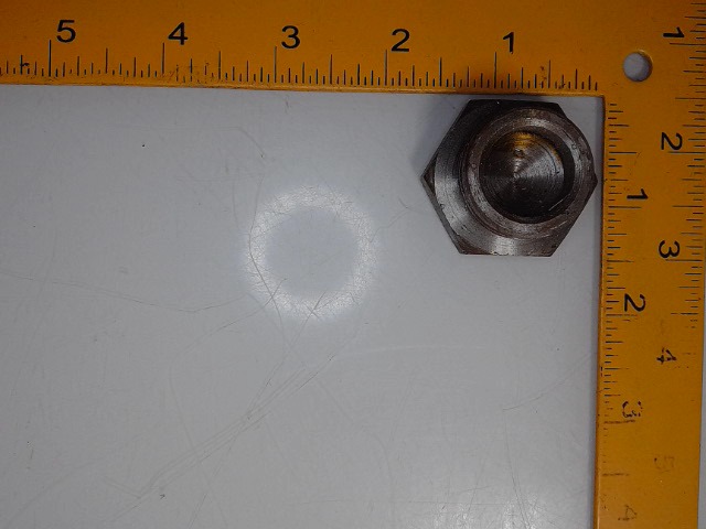 R27148 Plug for JOHN DEERE