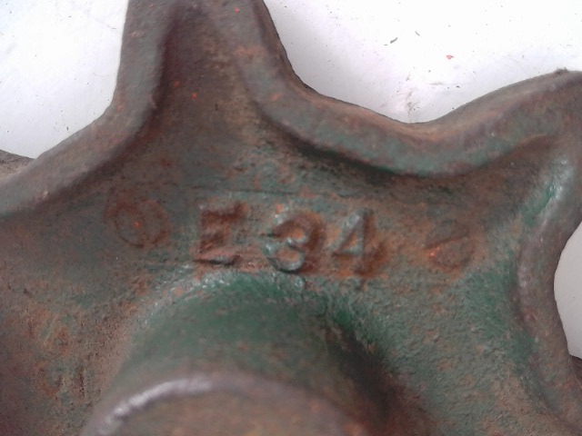 E34 AGCO Sprocket/zerk