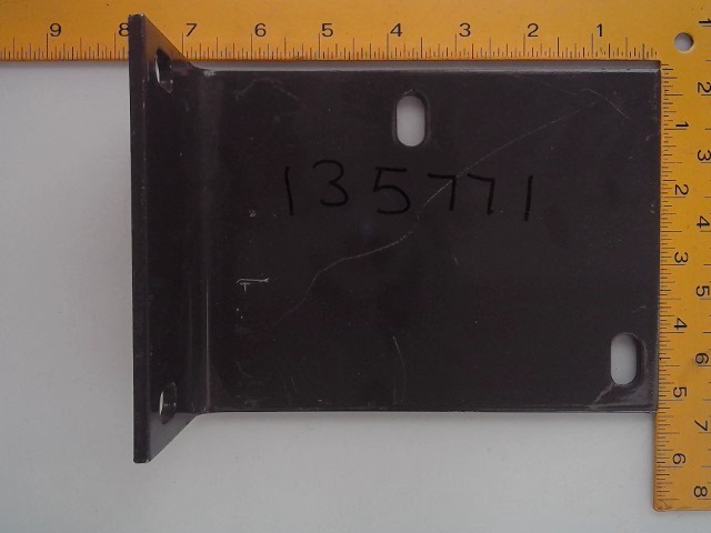 135771 Bracket